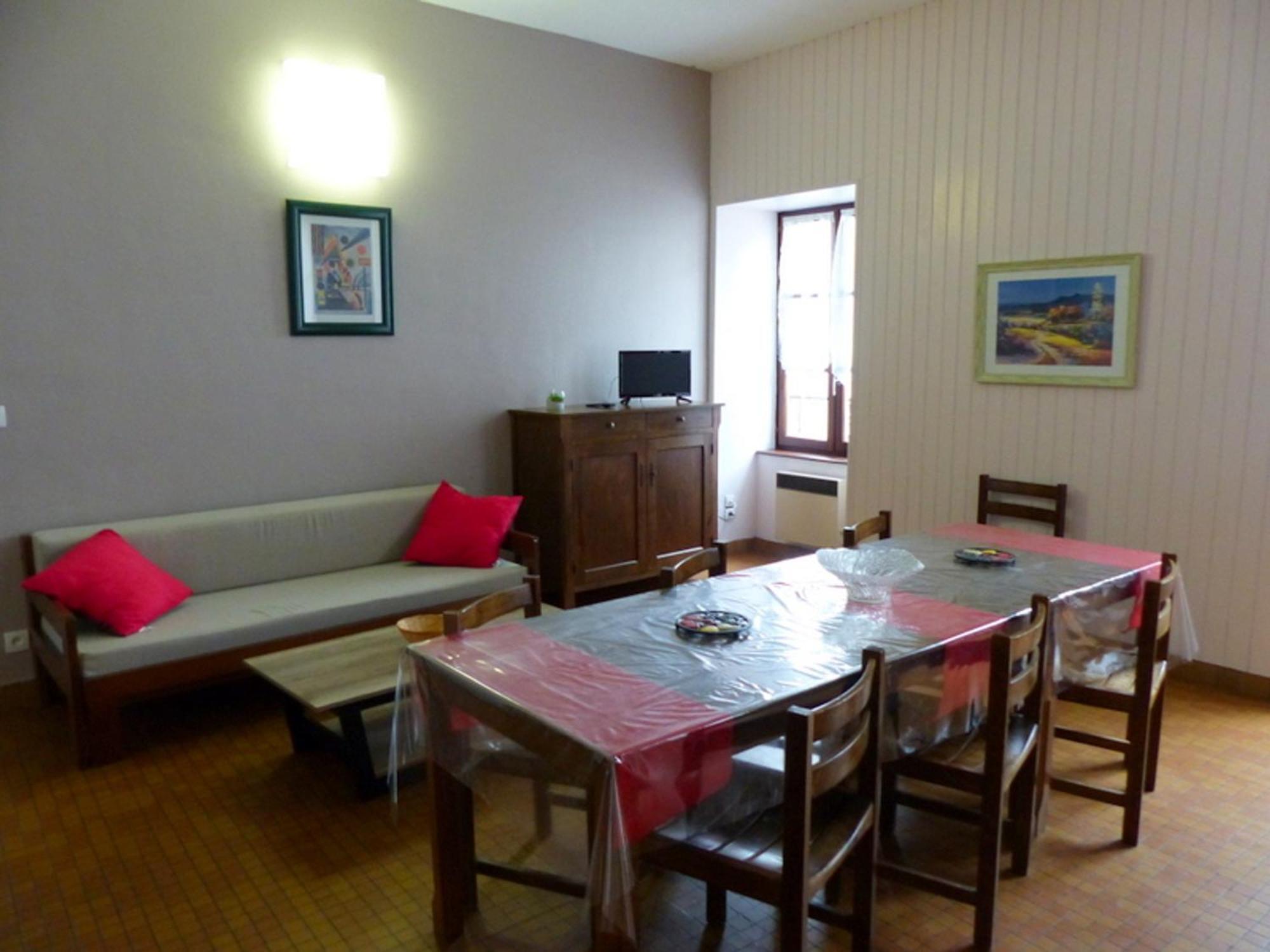 Appartement Arfeuilles, 4 Pieces, 6 Personnes - Fr-1-489-243 Εξωτερικό φωτογραφία
